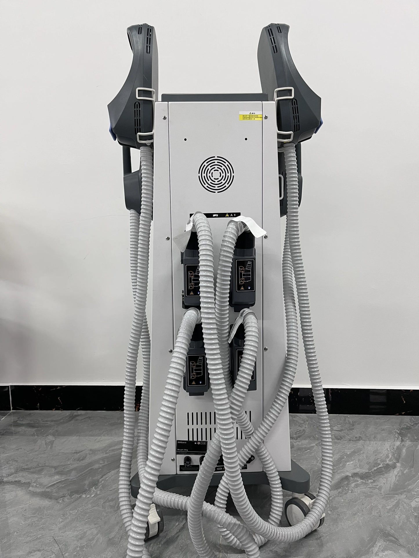 Transform your silhouette with the TAIXL EMSzero NEO 6500W RF machine, delivering powerful Hi EMT treatment for fat burning and skin tightening.